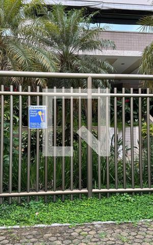 Apartamento à venda com 370m², 4 quartos e 3 vagas Apartamento à venda com 370m², 4 quartos e 3 vagasPlaquinha Quitno Andar