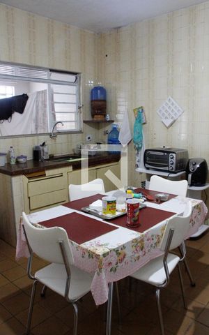 Casa à venda com 480m², 1 quarto e sem vaga Casa à venda com 480m², 1 quarto e sem vagaCOZINHA