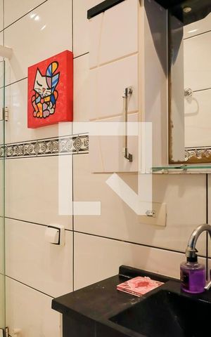 Casa à venda com 232m², 4 quartos e 4 vagasBanheiro da suíte 4