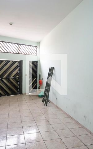 Casa à venda com 232m², 4 quartos e 4 vagasGaragem