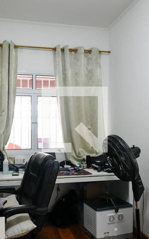 Casa para alugar com 144m², 3 quartos e 1 vaga Casa para alugar com 144m², 3 quartos e 1 vagaEscritório
