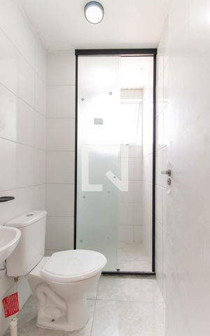 Apartamento à venda com 42m², 2 quartos e sem vaga Apartamento à venda com 42m², 2 quartos e sem vagaBanheiro