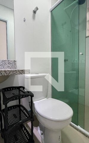Studio para alugar com 20m², 1 quarto e sem vaga Studio para alugar com 20m², 1 quarto e sem vagaBanheiro kitnet