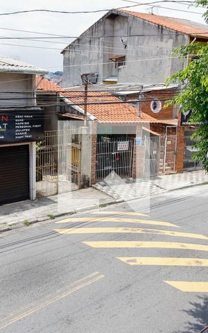 Casa à venda com 500m², 4 quartos e 2 vagas Casa à venda com 500m², 4 quartos e 2 vagasVista da Sacada