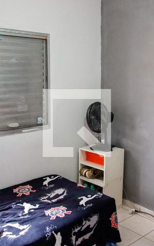 Casa à venda com 500m², 4 quartos e 2 vagas Casa à venda com 500m², 4 quartos e 2 vagasQuarto 1