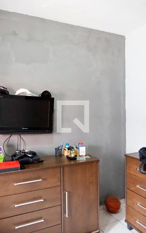 Casa à venda com 500m², 4 quartos e 2 vagas Casa à venda com 500m², 4 quartos e 2 vagasQuarto 1