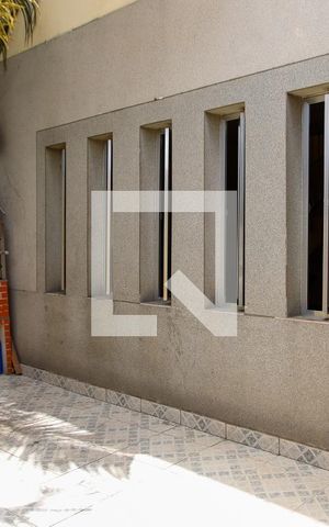 Casa à venda com 500m², 4 quartos e 2 vagas Casa à venda com 500m², 4 quartos e 2 vagasÁrea comum - Churrasqueira