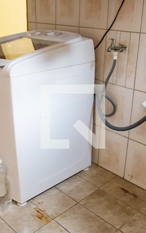 Casa à venda com 500m², 4 quartos e 2 vagas Casa à venda com 500m², 4 quartos e 2 vagasLavanderia