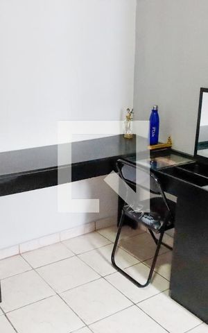 Casa à venda com 500m², 4 quartos e 2 vagas Casa à venda com 500m², 4 quartos e 2 vagasQuarto 2