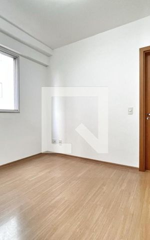 Apartamento à venda com 85m², 3 quartos e 3 vagas Apartamento à venda com 85m², 3 quartos e 3 vagasQuarto 1