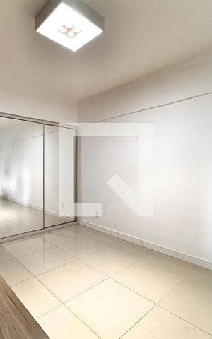 Apartamento à venda com 85m², 3 quartos e 3 vagas Apartamento à venda com 85m², 3 quartos e 3 vagasSuíte