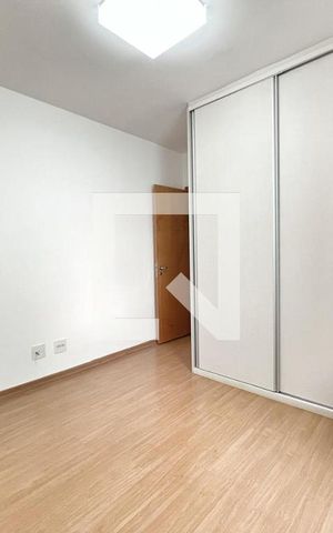 Apartamento à venda com 85m², 3 quartos e 3 vagas Apartamento à venda com 85m², 3 quartos e 3 vagasQuarto 1