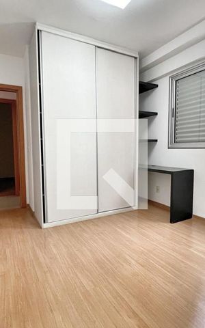 Apartamento à venda com 85m², 3 quartos e 3 vagas Apartamento à venda com 85m², 3 quartos e 3 vagasQuarto 1