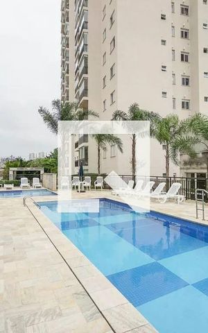 Apartamento à venda com 44m², 2 quartos e sem vagaÁrea comum - Piscina