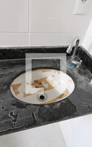 Apartamento à venda com 100m², 2 quartos e 1 vagaBanheiro da Suíte - Pia