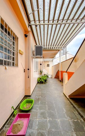 Casa à venda com 180m², 3 quartos e 1 vagaÁrea externa