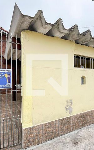 Casa para alugar com 100m², 1 quarto e 1 vagaPlaquinha