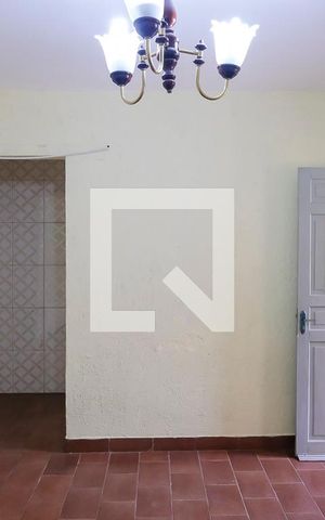 Casa para alugar com 100m², 1 quarto e 1 vagaSala