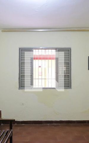 Casa para alugar com 100m², 1 quarto e 1 vagaQuarto