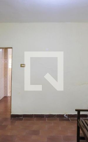 Casa para alugar com 100m², 1 quarto e 1 vagaQuarto