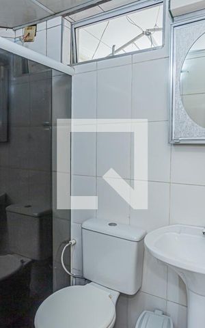 Apartamento para alugar com 71m², 2 quartos e sem vaga Apartamento para alugar com 71m², 2 quartos e sem vagaBanheiro