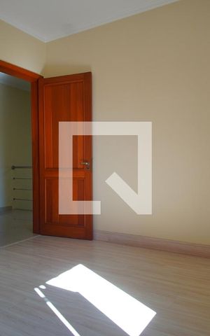 Casa à venda com 248m², 4 quartos e 2 vagasQuarto 3 - Suíte