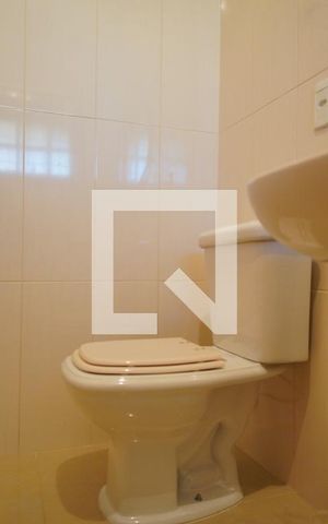 Casa à venda com 248m², 4 quartos e 2 vagasBanheiro da Suíte 1