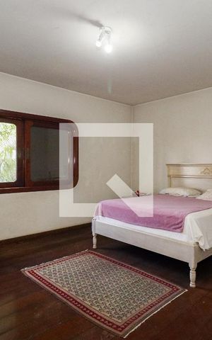 Casa para alugar com 985m², 5 quartos e 5 vagas Casa para alugar com 985m², 5 quartos e 5 vagasSuíte 1
