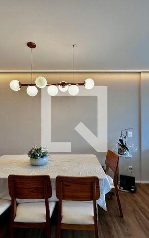Apartamento à venda com 66m², 2 quartos e 1 vagaSala