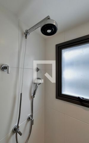 Apartamento à venda com 66m², 2 quartos e 1 vagaBanheiro Social