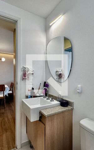Apartamento à venda com 66m², 2 quartos e 1 vagaBanheiro Social