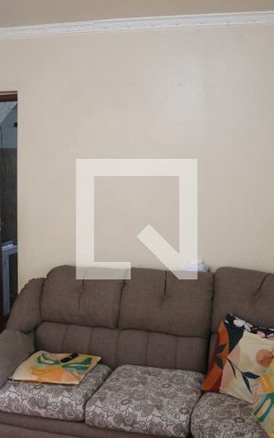 Casa à venda com 240m², 4 quartos e 2 vagasSala