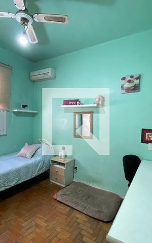 Casa à venda com 323m², 3 quartos e 2 vagas Casa à venda com 323m², 3 quartos e 2 vagasQuarto 2