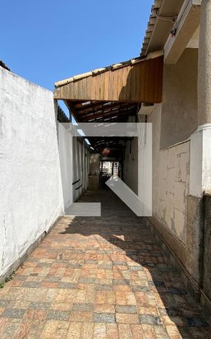 Casa à venda com 323m², 3 quartos e 2 vagas Casa à venda com 323m², 3 quartos e 2 vagasGaragem