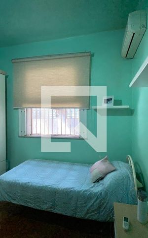 Casa à venda com 323m², 3 quartos e 2 vagas Casa à venda com 323m², 3 quartos e 2 vagasQuarto 2