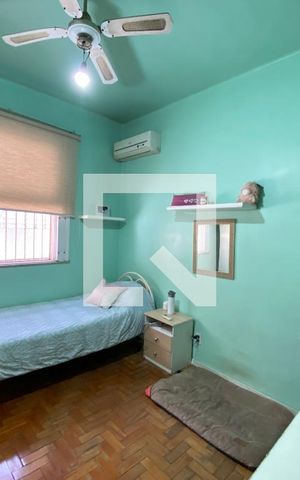 Casa à venda com 323m², 3 quartos e 2 vagas Casa à venda com 323m², 3 quartos e 2 vagasQuarto 2