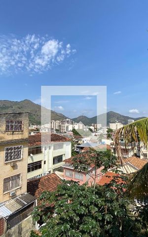 Casa à venda com 323m², 3 quartos e 2 vagas Casa à venda com 323m², 3 quartos e 2 vagasVista