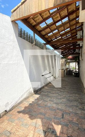 Casa à venda com 323m², 3 quartos e 2 vagas Casa à venda com 323m², 3 quartos e 2 vagasGaragem
