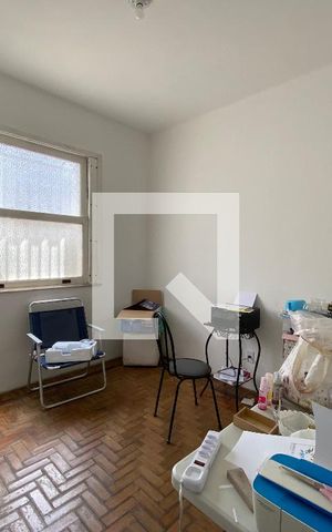 Casa à venda com 323m², 3 quartos e 2 vagas Casa à venda com 323m², 3 quartos e 2 vagasQuarto 3