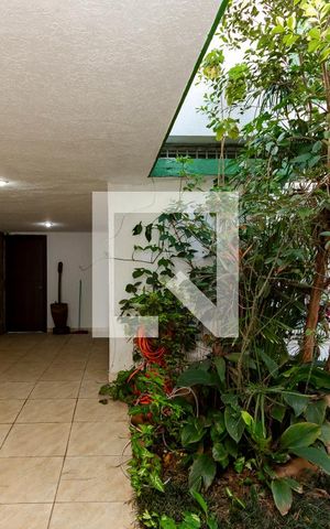 Casa à venda com 300m², 4 quartos e 3 vagasGaragem