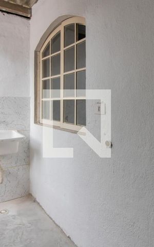 Casa para alugar com 50m², 1 quarto e sem vaga Casa para alugar com 50m², 1 quarto e sem vagaÁrea de Serviço