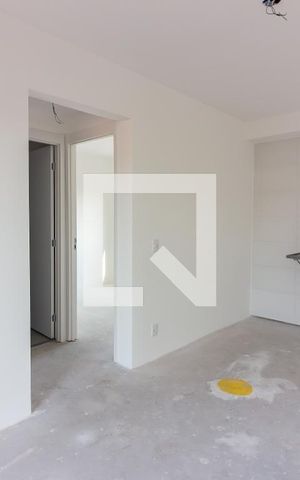 Apartamento à venda com 41m², 2 quartos e 1 vaga Apartamento à venda com 41m², 2 quartos e 1 vagaSala
