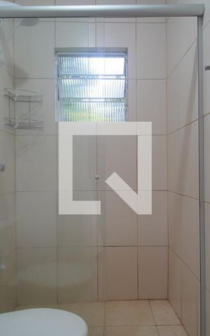 Casa para alugar com 80m², 2 quartos e sem vaga Casa para alugar com 80m², 2 quartos e sem vagaBanheiro