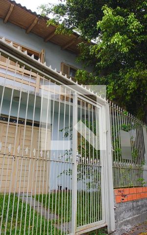 Casa à venda com 180m², 3 quartos e 3 vagasFachada