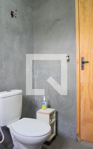 Casa à venda com 180m², 3 quartos e 3 vagasBanheiro da Suíte - Segundo andar