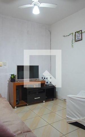 Casa à venda com 180m², 3 quartos e 3 vagasSala