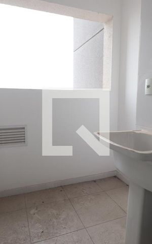 Apartamento à venda com 66m², 2 quartos e 1 vagaÁrea de Serviço