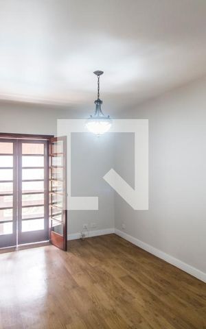 Casa de condomínio à venda com 575m², 7 quartos e 6 vagas Casa de condomínio à venda com 575m², 7 quartos e 6 vagasSuíte 2