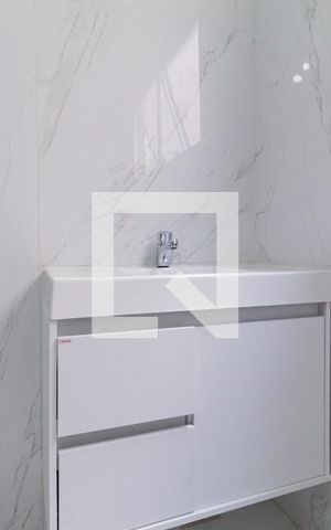 Apartamento à venda com 42m², 1 quarto e sem vaga Apartamento à venda com 42m², 1 quarto e sem vagaBanheiro