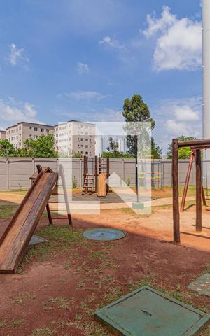 Apartamento à venda com 42m², 1 quarto e sem vagaÁrea comum - Playground